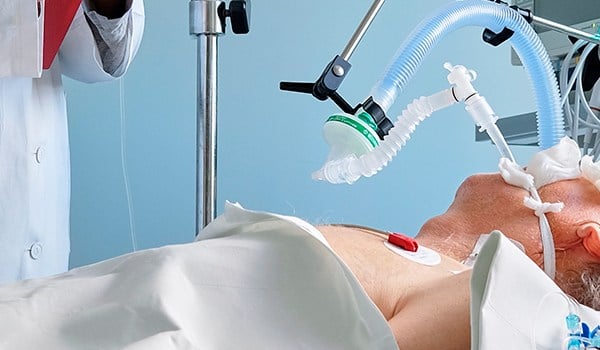 Máster de Formación Permanente en Enfermería en Cuidados Críticos