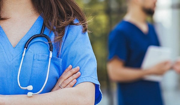 Pack de CFC para Enfermería con 306 horas y 43.7 créditos