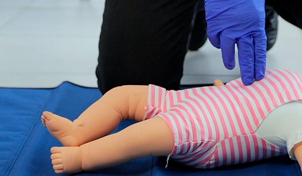 Curso Universitario en Intervenciones Críticas y Soporte Vital en Pediatría de Urgencias