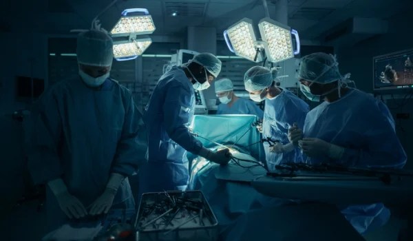 Curso de Perfeccionamiento en Quirófano II: Sutura, Instrumentación y Seguridad