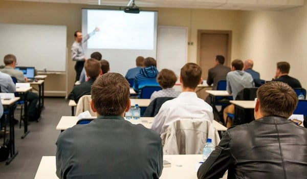 Experto Universitario en Estrategias Pedagógicas para la Formación de Adultos
