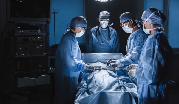 Máster de Formación Permanente en Anestesia, Sedación, Quirófano, Reanimación y Terapia del Dolor