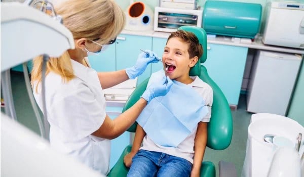 Curso Universitario en Odontopediatría Clínica Integral: Desde la Vida Intrauterina hasta la Adolescencia