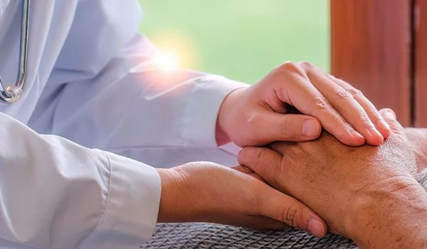 Experto Universitario en Gestión Emocional, Comunicación y Acompañamiento al Paciente