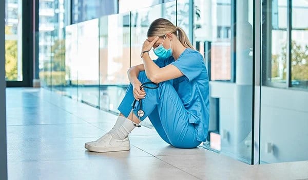 Curso Universitario Superior en Ansiedad y Estrés Laboral en Instituciones de Salud