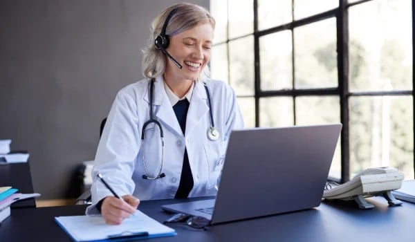 Curso Universitario en E-Salud: Transformación Digital en el Sector Sanitario