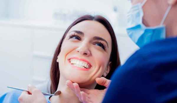 Curso Superior Universitario en Estudio de la Cavidad Oral para Higienistas Dentales