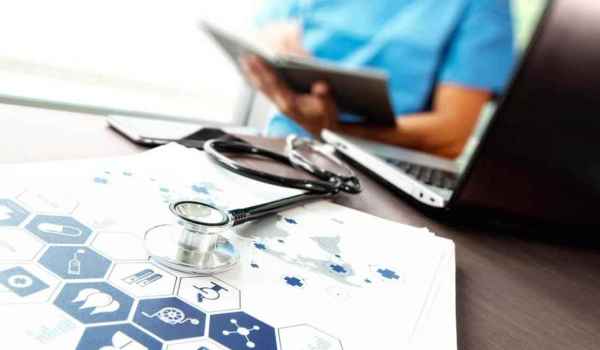 Curso Superior Universitario en Importancia de la Comunicación en Salud