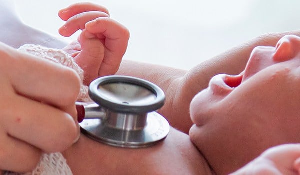 Curso Superior Universitario en Pediatría y Puericultura