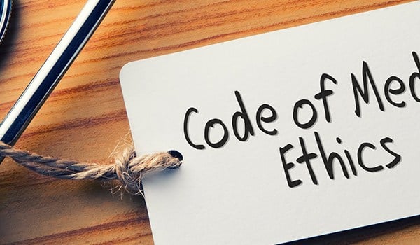 Curso Superior Universitario en Bioética en Ciencias de la Salud