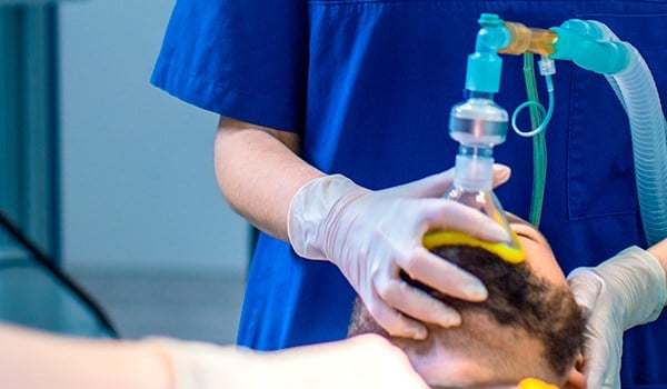 Máster de Formación Permanente en Anestesiología Quirúrgica y Cuidados Enfermeros