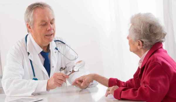 Curso Superior Universitario en Dermatología Geriátrica