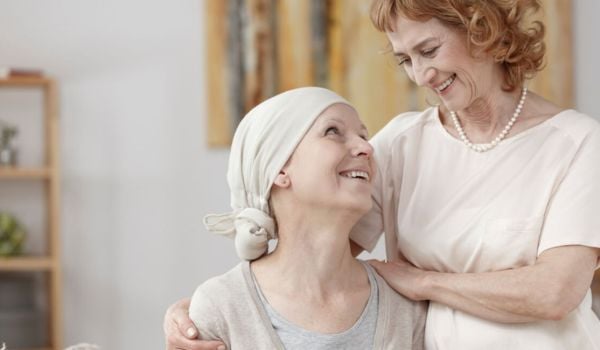 Curso Superior Universitario en Psicooncología Básica para Personal Sanitario