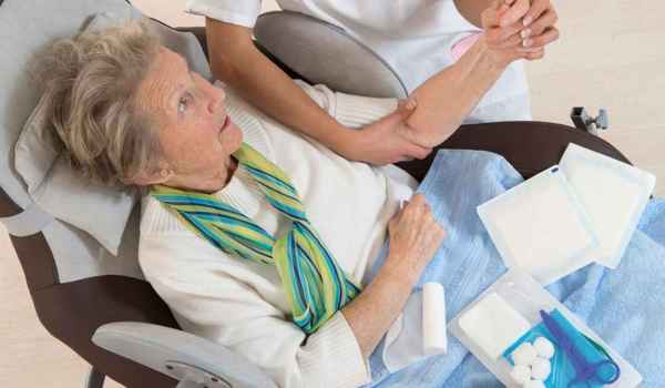 Curso Superior Universitario en Gerocultor de residencias de mayores