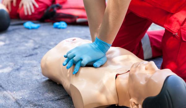 Curso Superior Universitario en Reanimación Cardiopulmonar de la Gestante en el Medio Hospitalario