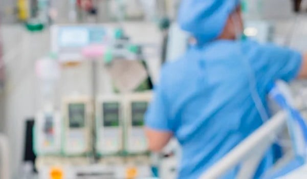 Experto Universitario Internacional en Atención de Enfermería en la Unidad de Cuidados Intensivos