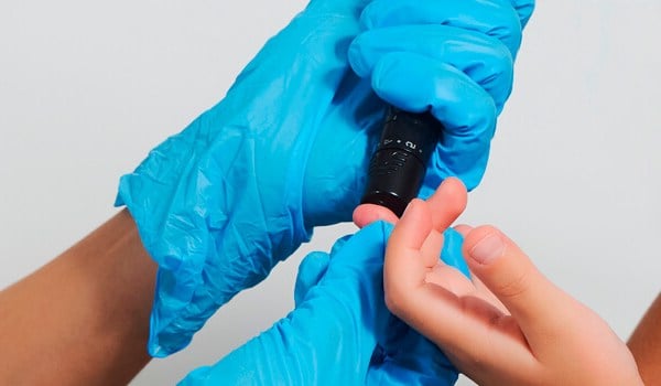 Curso Universitario en La Enfermera Escolar y el Niño con Diabetes