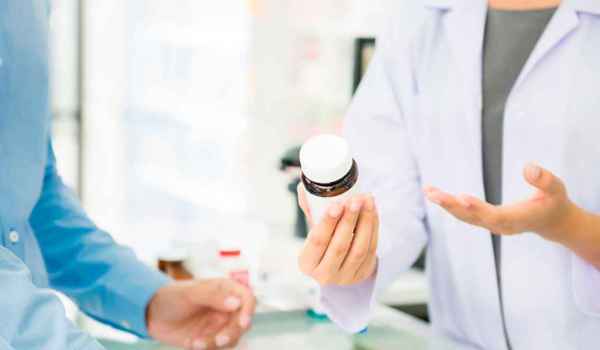 Curso de Actualización en farmacoterapia y farmacología clínica