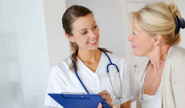 Curso de Estrategias y comunicación en contextos sanitarios