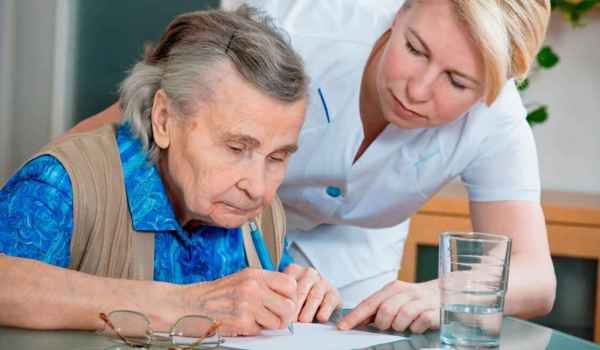 Curso de Cuidados sociosanitarios a pacientes geriátricos