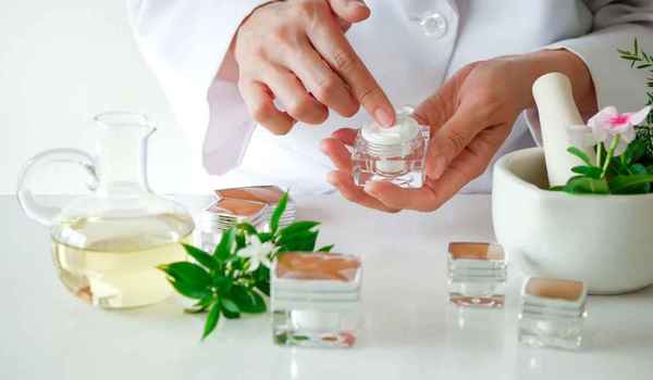 Curso de Actualización en cosmética y dermofarmacia