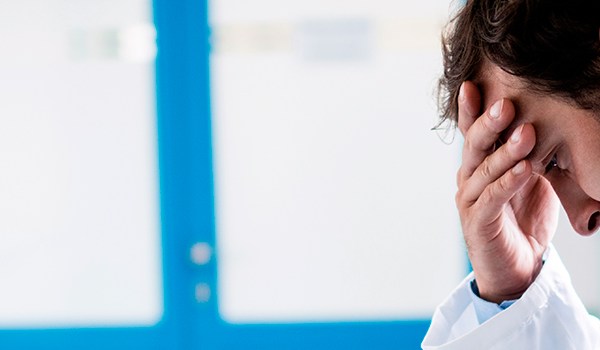 Curso Superior Universitario en Ansiedad y Estrés Laboral en Instituciones de Salud