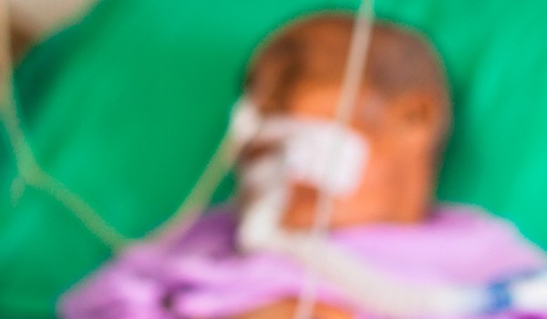 Máster de Formación Permanente en Enfermería Crítica: Emergencias y Cuidados Intensivos