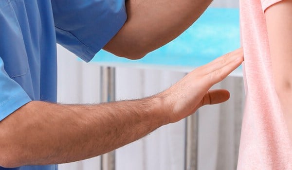 Curso Universitario en Higiene Postural y Prevención del Dolor de Espalda en Escolares