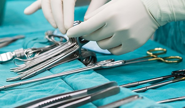 Curso de Instrumentación Quirúrgica. Especialización Práctica