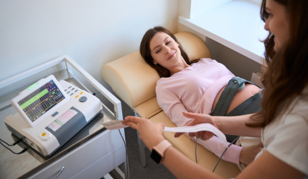 Experto Universitario en Práctica Basada en Evidencia y Monitoreo Fetal para Matronas