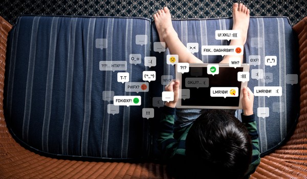 Máster de Formación Permanente en Intervención Socioeducativa en Contextos Digitales