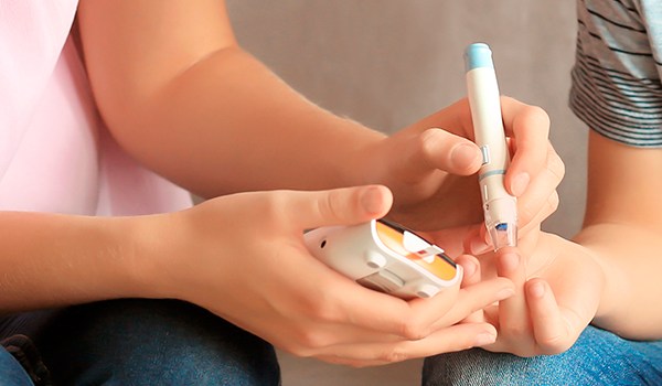 Curso Superior Universitario en Endocrinología Infantil