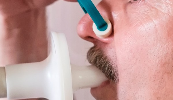 Curso Superior Universitario en Neumología Básica: Aspectos Prácticos en Atención Primaria