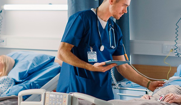 Curso Universitario en Inducción a la Atención y Cuidados Básicos del Paciente Hospitalizado