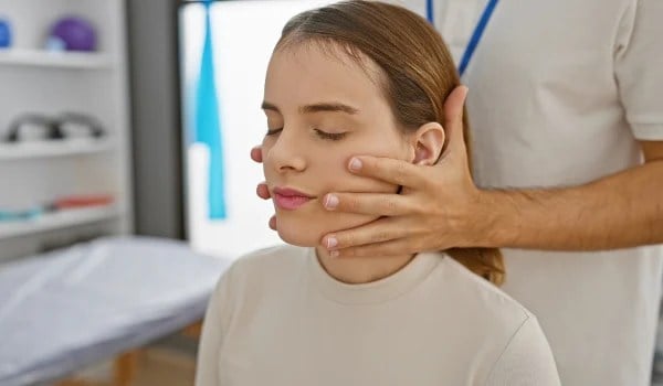 Curso Universitario en Disfunción Craneomandibular y Dolor Orofacial: Evaluación Clínica y Tratamiento Integral