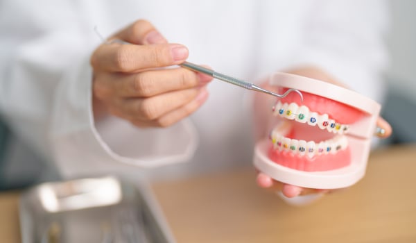 Curso Universitario en Ortodoncia Clínica: Diagnóstico Integral y Tratamiento Eficaz