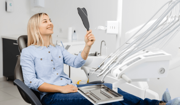 Curso Universitario en Odontología Estética Restauradora: Blanqueamiento y Rehabilitación Clínica Moderna