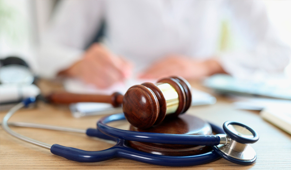 Curso de Medicina legal. Responsabilidad por las Actuaciones Sanitarias
