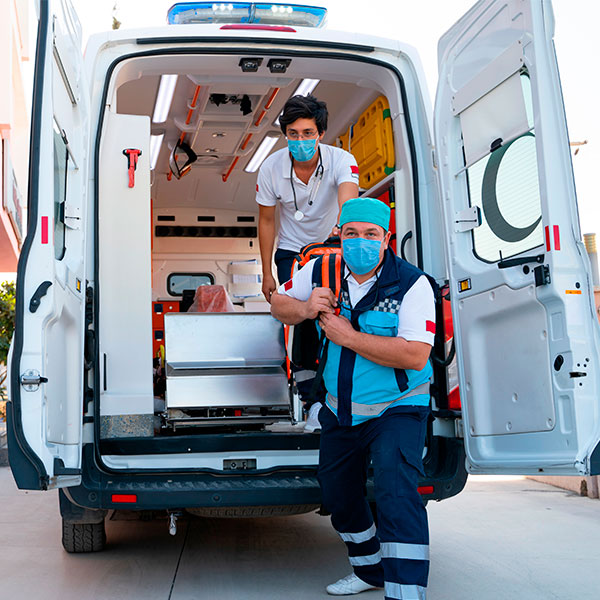 Aseguramiento del entorno de trabajo para el equipo asistencial y el paciente para el celador conductor