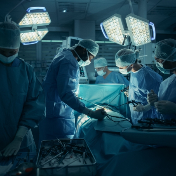 Curso de Perfeccionamiento en Quirófano II: Sutura, Instrumentación y Seguridad