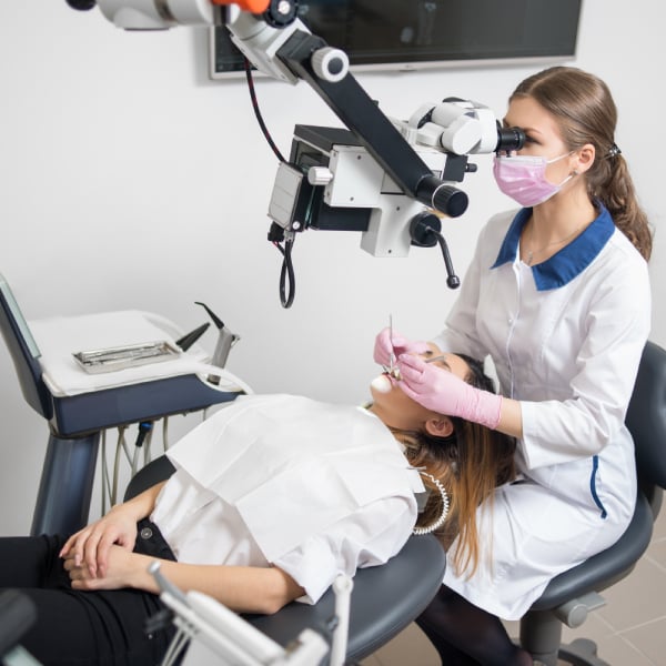 Curso Universitario en Endodoncia Clínica y Quirúrgica: Diagnóstico, Tratamiento y Manejo Integral